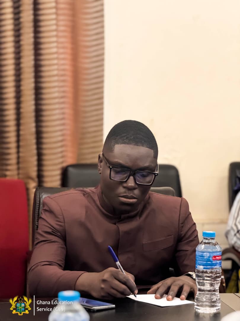 The Director-General of the Ghana Education Service (GES), Prof Ernest Kofi Davis, convened a Special Management Meeting