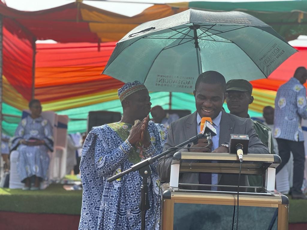 Government To Build 3 Science Labs For Acherensua SHS